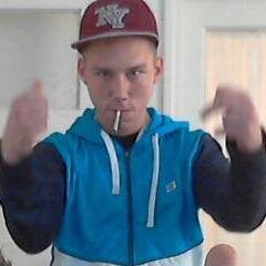 Team : V.C.C Records #Rapper #Songwriter http://t.co/EpTtnozPW1 https://t.co/6XejtuIdZm