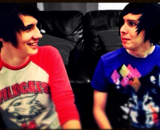 I HAVE A NEW ACCOUNT GO FOLLOW @phanplease My life depends on mainly the fantastic foursome, radio 1, fob and Katy perry :) be the dan to my phil
