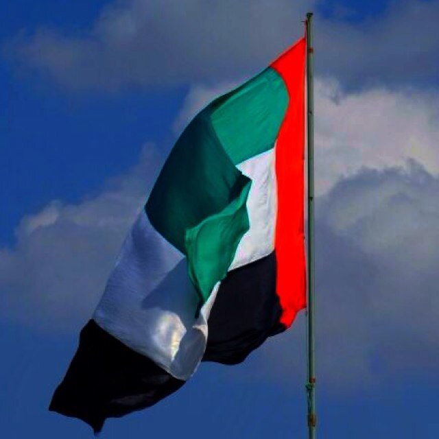 مصور لطبيعة و الامطار و الغروب وعضو في فريق سماوي الاستكشاف