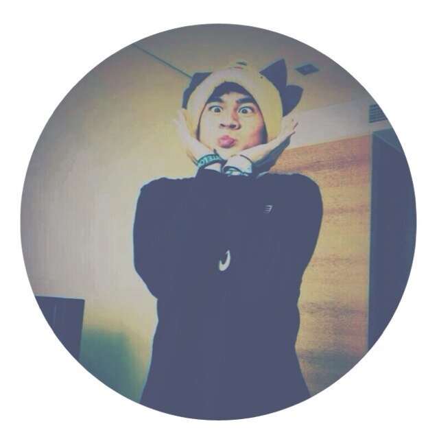 5seconiall10's profile picture. Hey bby pls follow @bandsl0l ask for a follow back