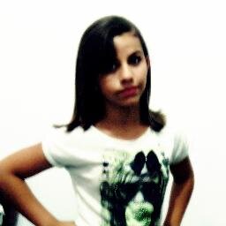 gosto de ir pra balada sair com as amigas viajar conhecer lugares novos fazer muita amizade oq mais odeio é falsidade' *--------*
:)) top's !!!!!!!!!!!!!!!!!!