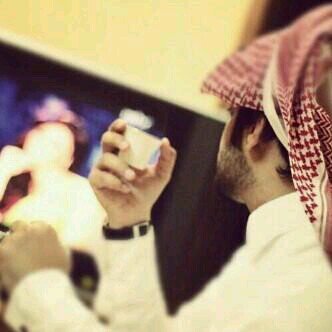 ‏‏الطيب مايصعب على راعي الطيب ، والا الردي ماهو على الطيب طايل ، كلن يقول انة على المرجلة ذيب ، القول قول والفعايل فعايل .