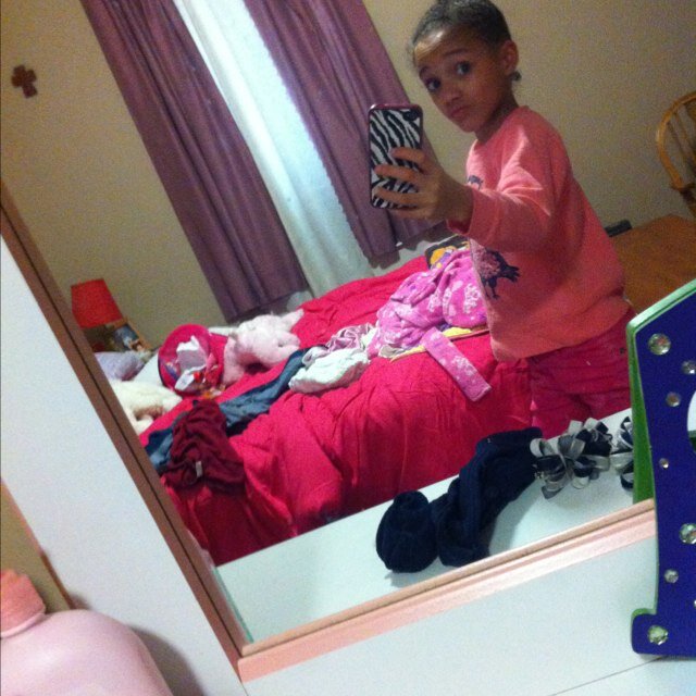 Abagail rose porter is mi name gymnastics and basketball is mi game follow meh