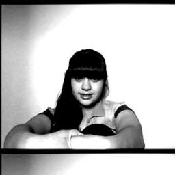 hola me llamo solange y tengo 15 años y me gusta justin bieber