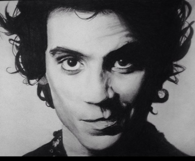 'Cause all i need Is the love you breathe Put your lips on me, And i can live... UNDER WATER!❤️