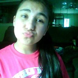 follow me and i'll follow u back :)