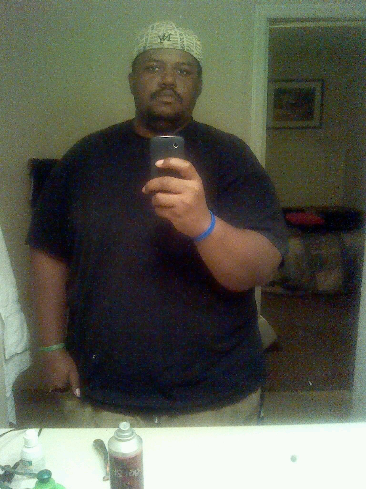 I'm a massage therapist n a laid back down to earth n easy to get along with