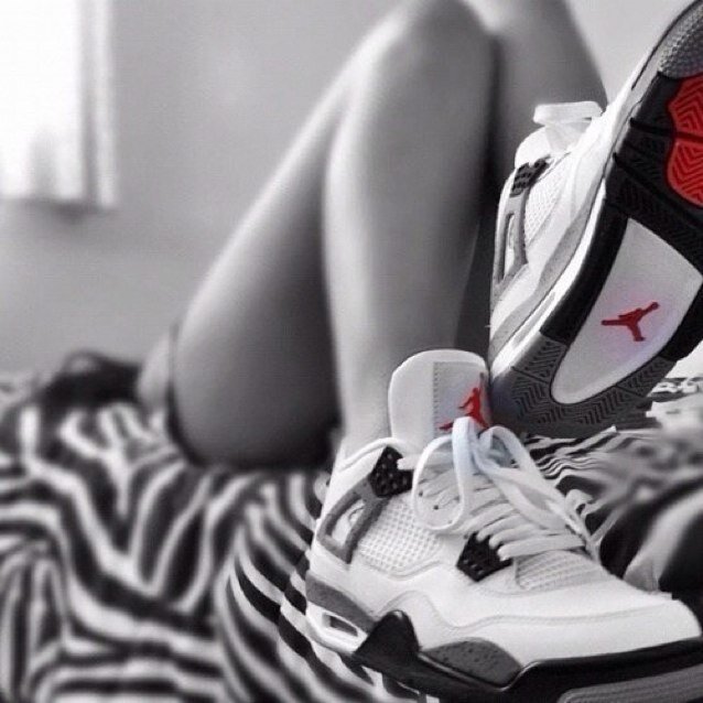 • Bring you the hottest chicks, wearing the hottest kicks. • #ChicksInKicks • Send me pictures of you reppin' your kicks for a RT! •