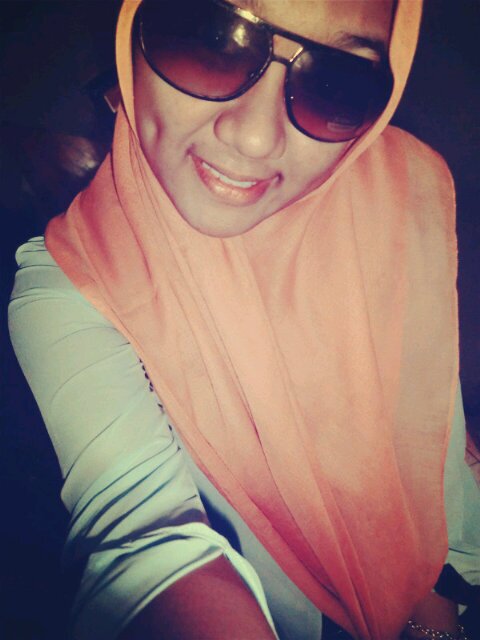 ºrªⁿƍ nya simple kada handak Ribet & ku ºrªⁿƍ nya murah senyum ☺
