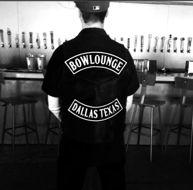 Bowlounge is a 12 lane bowling lounge, restaurant and bar in the Dallas Design District.