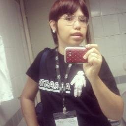 Eu sou Potterhead, twilligter.  Gosto de Percy Jackson
