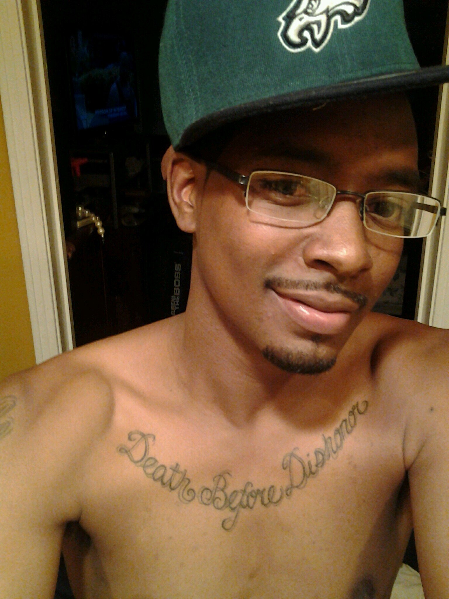 jus a nigga from jackson shadyoaks bound blessed to see 22 #northside #shadyoaks #princestatus #bossshit hit me up on facebook at tevis daprince whtie