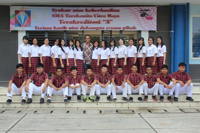 Clarere, Audere, Gaudere. Twelve Social Tarakanita Citra Raya Senior High School (2014-2015)