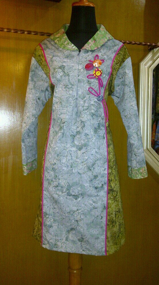 100% Batik Hand made ## Surakarta Pusat Grosir Solo Blok A5 no 5 Lantai Dasar , pin BBM 26DB0A39 atau 0817259390