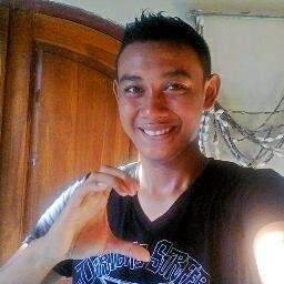 pecinta real madrid , selalu ingin maju kedepan bukan kebelakang  :D