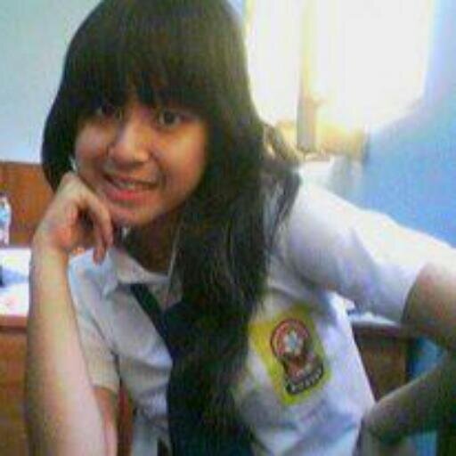 a i'am girls keep smiling always and love my mom my dad, my best friend @IHadiyansyah !!! i like u brohhhh