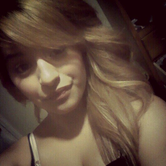 Carolina (: |17|Nice(:|friendly|Funny:D|Outgoing|Chill|Fun|at Times idgaf Deal With it [:|Things That i Hate Are Fakes&liars| Follow and ill Follow Back:*