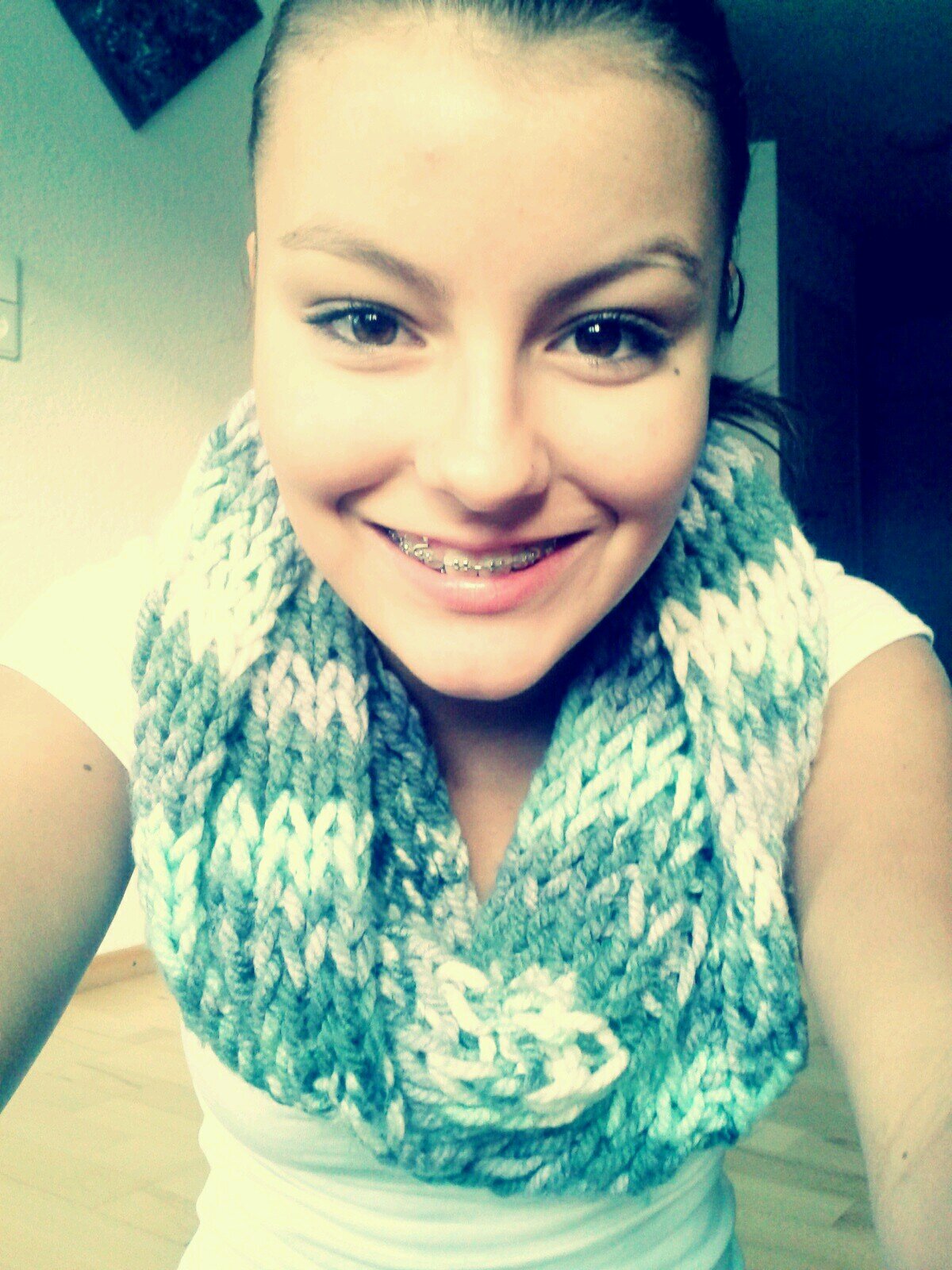 Hiiiiii. Cute as a B***** every single one of you *-*     Directioner | 13 | German | Russian | Zayn | Liam | Harry | Niall | Louis | Love ♡∞