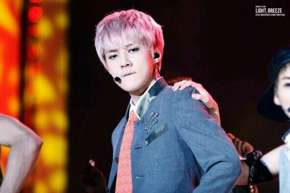 ไว้ฟอลกลับเนาะ แอคหลักเก็บไว้คุย อยากฟอลกลับคุยทักแอคนี้นะงับ @ninewwii_19_5 EXO