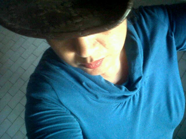 lynno1969's profile picture. I am progressive,positive and passionate.Life holds so many opportunities.Go out there nd make an IMPACT!