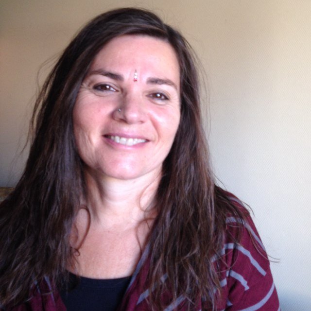 rozadarnaud's profile picture. Zelfstandig #lloopbaancoach en trainer, groepen en individueel #zoektwerk, opdrachten. Docent coaching LOI. Oneness Deeksha gever. Meditatie,  bewustzijnsgroei.