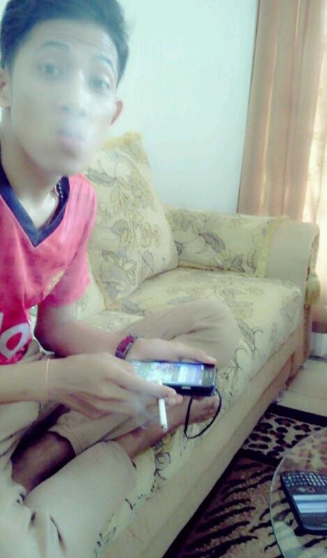 United Fans, Red Army! Fllw @afka21 ya, akun yg ini mau ditutup:)