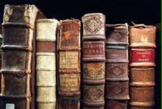 اكتب عن افضل كتب قرأتها او نبذه عنها 
وممكن اكتب عن تجارب الناس مع هذي الكتب .