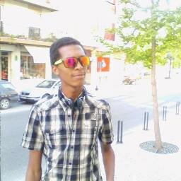 I always follow back :D :D if u unfollow me i unfollow u back .|.