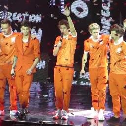 I love one direction so much! 03/05/13 THE BEST DAY OF MY LIFE!!! #turnziggoorange #takemehometour #holland ♥♥♥♥ #WWATOUR 24/06/14