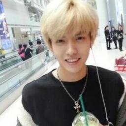 แอคนี้ฟอลฟรี ไม่ต้องฟอลกลับนะคะ ถ้าอยากฟอลกลับ ฟอลที่แอคหลักค่ะ  @Aey_fu