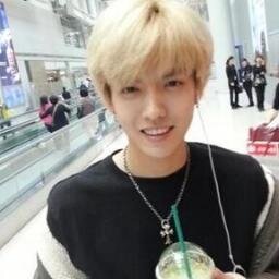 แอคนี้ฟอลฟรี ไม่ต้องฟอลกลับนะคะ ถ้าอยากฟอลกลับ ฟอลที่แอคหลักค่ะ  @Aey_fu