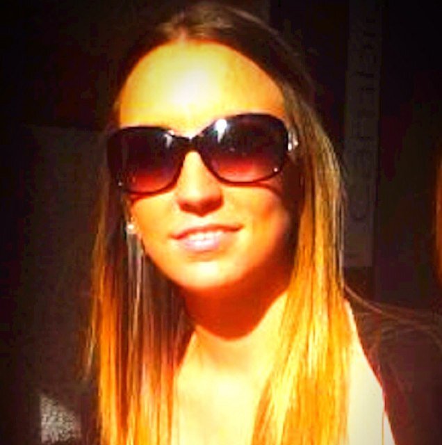 LauSanPe's profile picture. Aunque se sufra como un perro, no hay mejor oficio que el periodismo✌ (García Márquez)