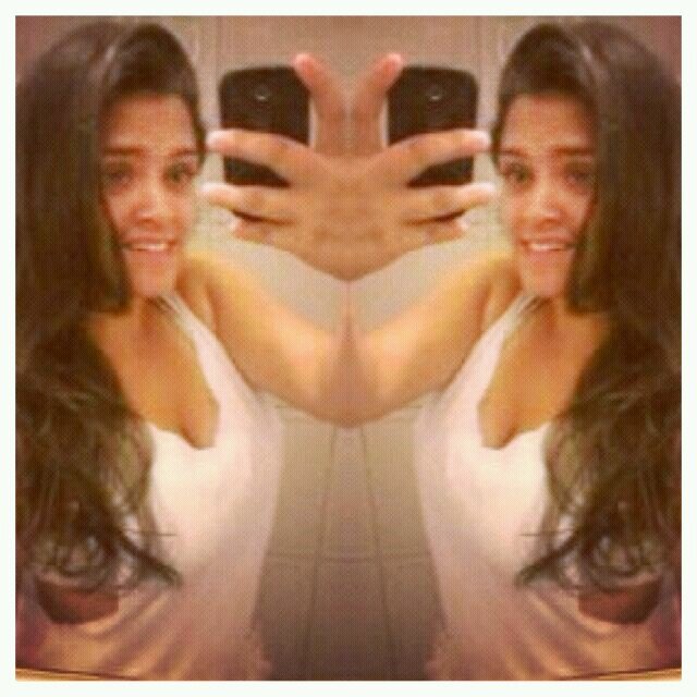 E de tanto cair a gente aprende a derrubar. **
