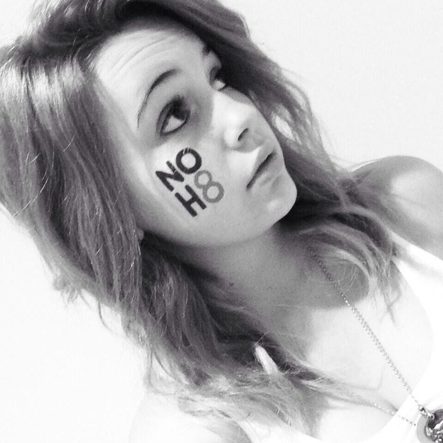 i like pizza {RP/FL, Bea is @BeatriceMiller}