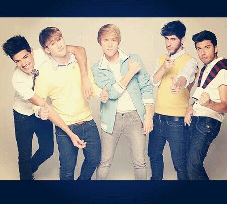 Grupo de Auryners de WA. Formado por 12 Auryners Girls y un Auryner Boy. Unidos por y para Auryn. :)