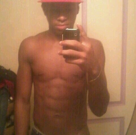 BossKito's profile picture. judoka de 16ans
instagramm:christobool dormir time bref feneant time pota life