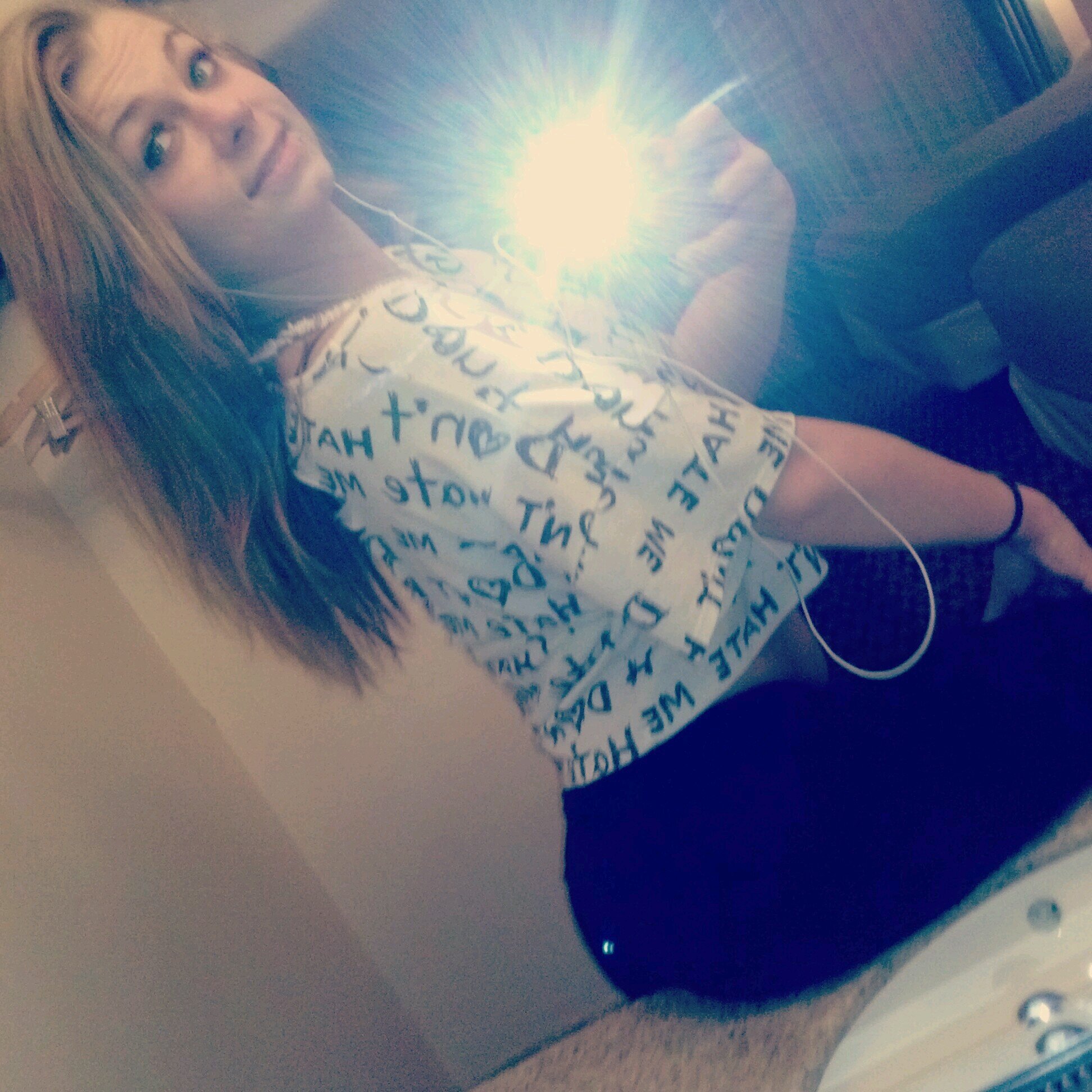 Hustlin' is the drugg' $$$ is the addiction.#Singlee Kik me- ieat_youmoannn, #S4S #Smoker #Bisexual #Loyalty.