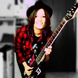 14yearsold,bass and guitar player. Singer obsessed by Queen and \ROCK/. Lover of Art. Inspirated by Brian May,Ozzy,Tony Iommi and FREDDIE. :)