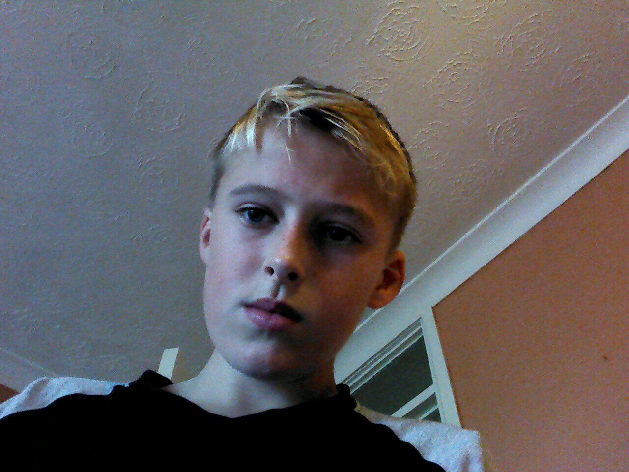 Give me a game of fifaa!!
