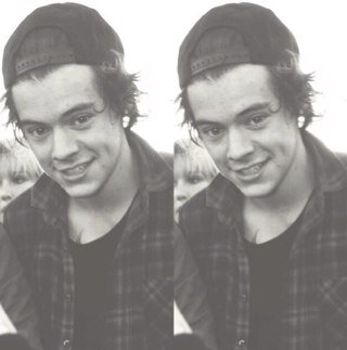 I gave you a free follow so could you pls follow @suckinitstyles :) ask for a fb and ps u rock my socks xx