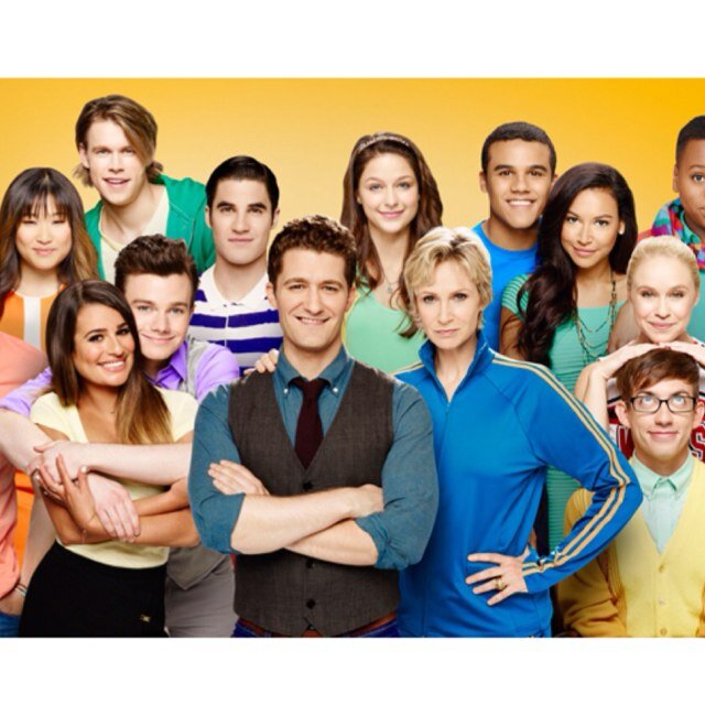 PEOPLES CHOICE AWARDS VOTING ACCOUNT Glee #networktvcomedy and all other Glee categories! RT my tweets to vote!