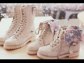 ShoesShop^^ made in Cibaduyut!♡ Serious buyyer!! TRUSTED;-) minat? Mention,difollbck,DM ;) rekening BRI ;)