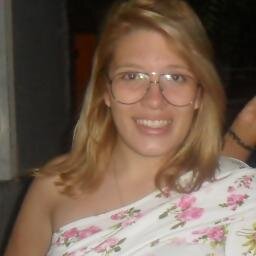 Se algumas pessoas soubessem como é melhor você fazer alguém se sentir especial ao invés de fazer alguém se sentir só mais um...
