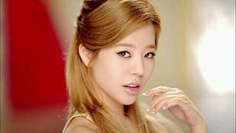 sunny bot♡ xoxo.　大切な娘、じんり、ずっとさにはいるからね。2013*5/19～