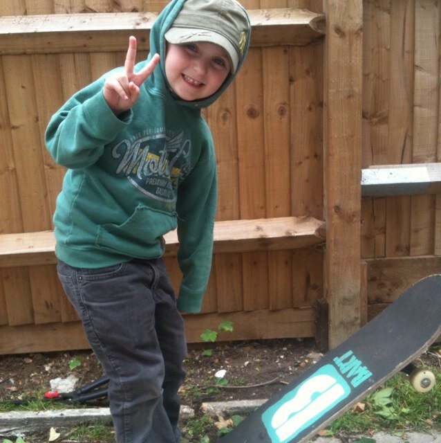 Admin by @ministryofmum when I have time.  A blog about letting kids be who they are.
