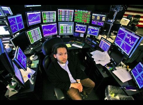 #Inversor #broker y amante del deporte.  #trader gestionando cuentas. Fervoroso creyente en que el trading aporta valores más allá de lo que conocemos....