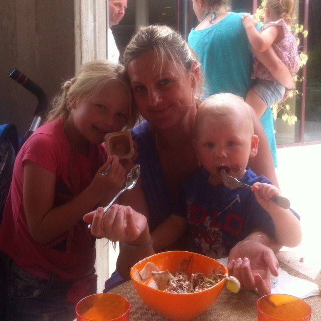 stewiebellerby's profile picture. I am a proud daddy and Everton fan who sometimes runs a pub when not on the golf course.