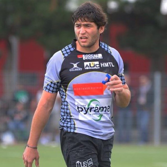 Joueur @AUC rugby #Nimes