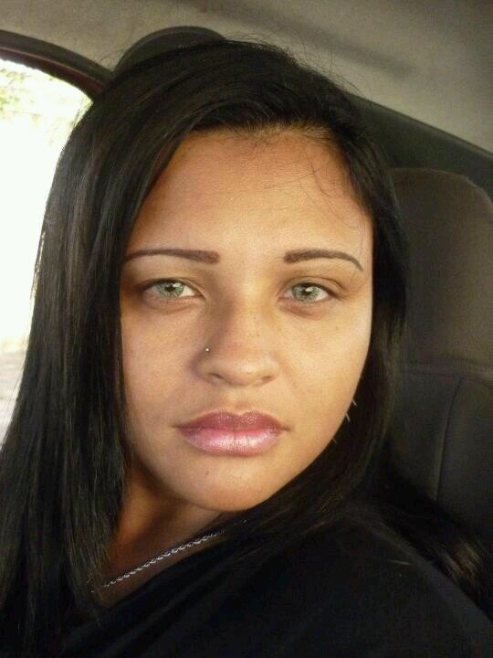 Nordestina,paraíbana com mto orgulho,vascaína de alma e coração,ex-dançarina,mãe,amiga,fiel aos meus princípios,responsável pelo RH da empresa onde trabalho!