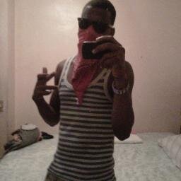 (solitario pero bn contento x la vidad k dios me a dado).....♥♥♥♥